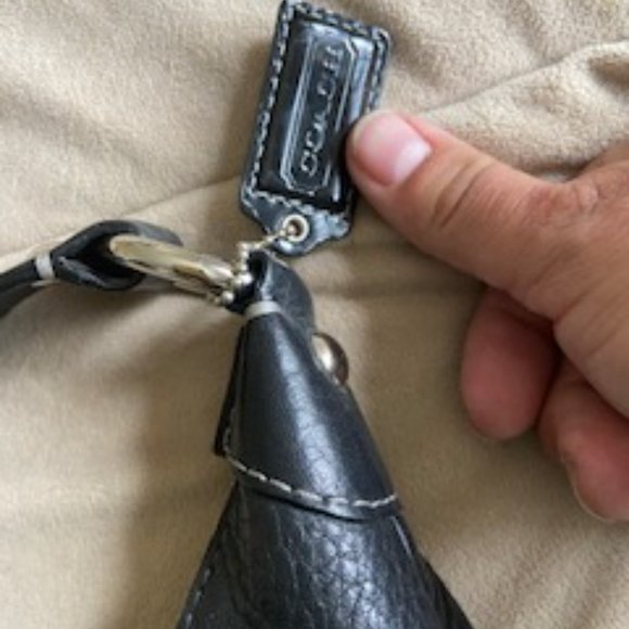Coach Shoulder Bag - Picture 3 of 10